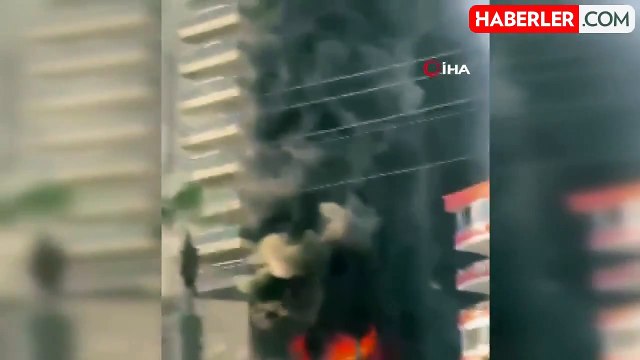 Antalya'da Otel İnşaatında Yangın: İşçiler Mahsur Kaldı