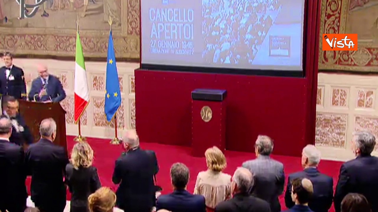 Giorno della Memoria, Lorenzo Fontana: "Auschwitz ? il simbolo universale della disumanit?"