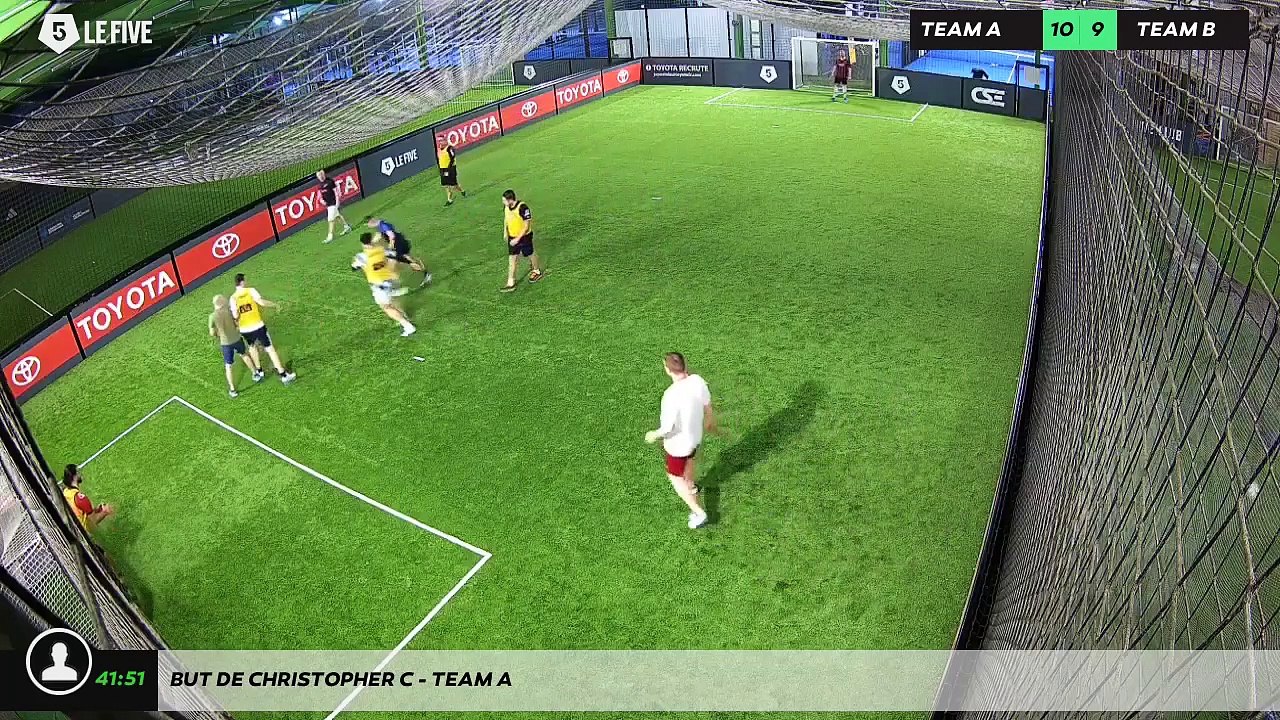 But de Christopher C - Team A