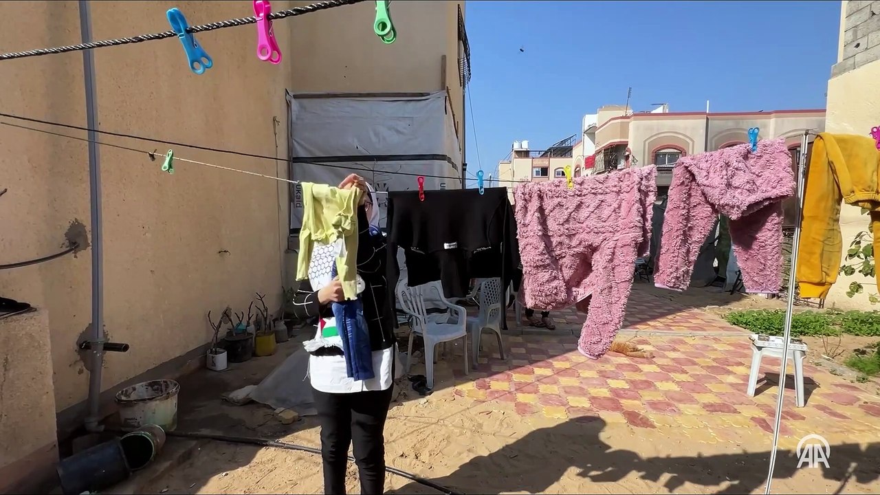 Türkçe konuşan Gazzeli kız çocuğu: Gazze, Allah'tan başkasının önünde diz çökmez