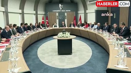CHP Genel Başkanı Özgür Özel, Sosyal Demokrat Belediyecilik Toplantısına Başkanlık Etti