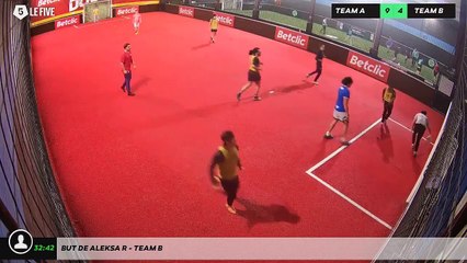 But de Aleksa R - Team B