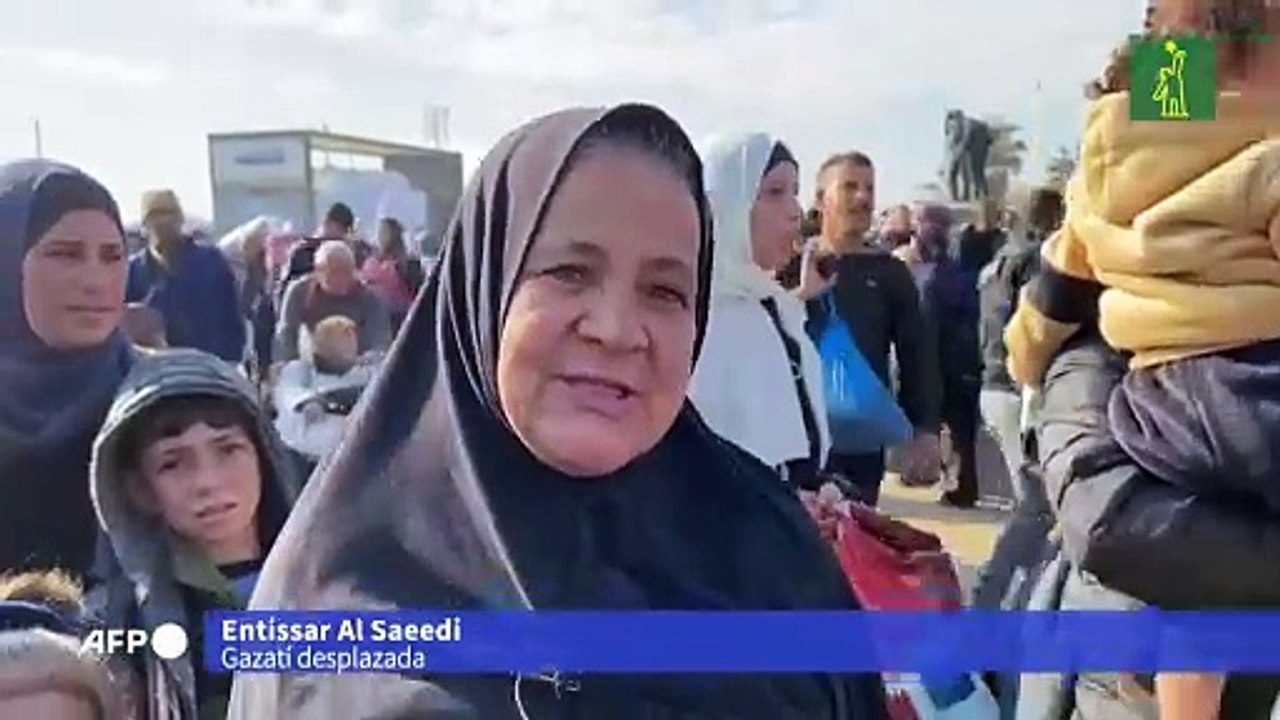 Decenas de miles de palestinos comienzan a regresar al norte de Gaza
