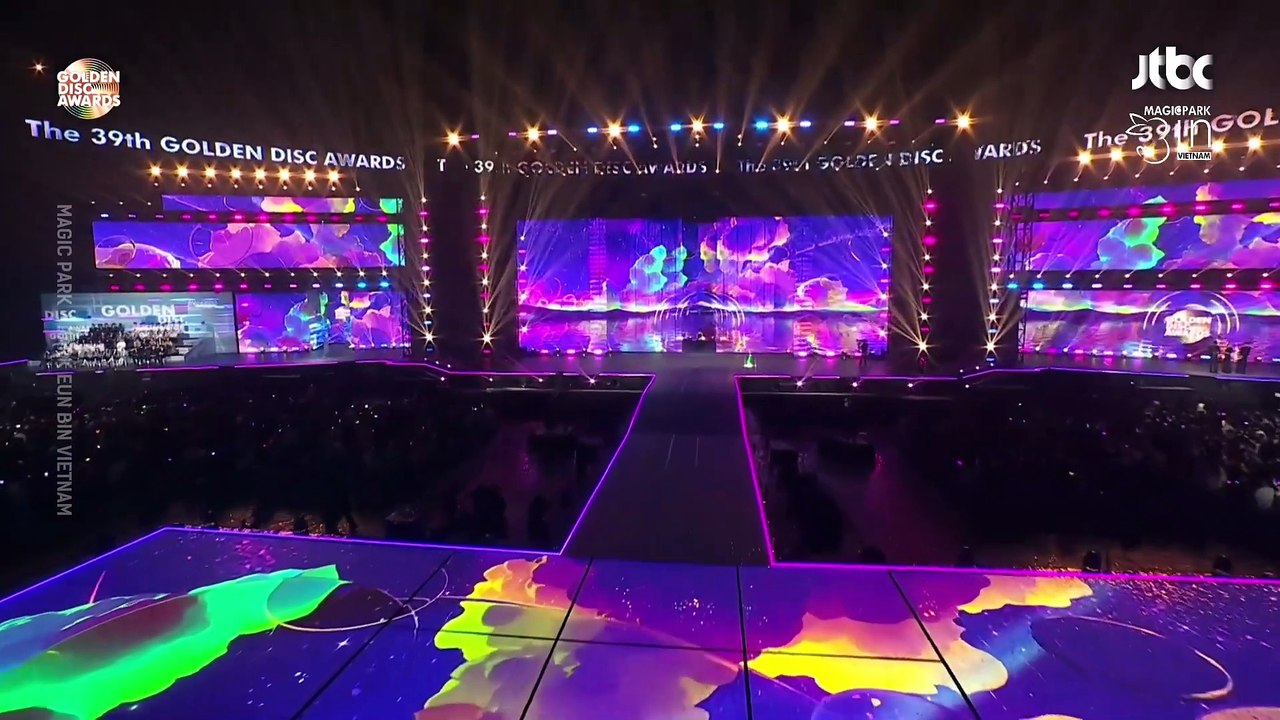 [GOLDEN DISC AWARDS 39] TRAO GIẢI SONG OF THE YEAR