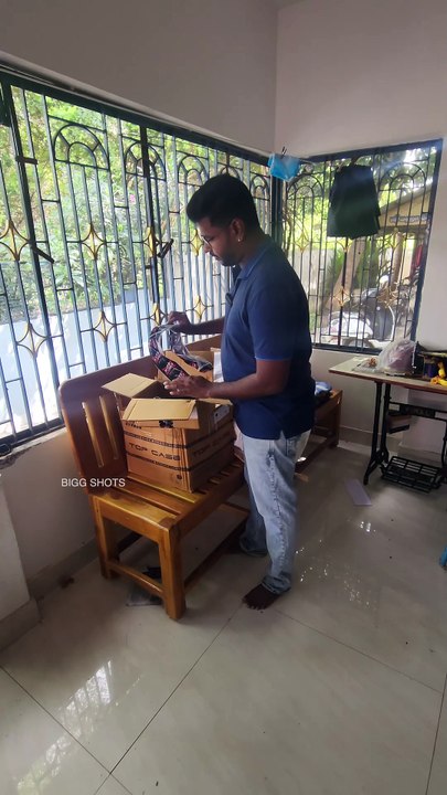 இதை வாங்க 1 மாசம் ஆச்சு!! கிடைக்கவே இல்ல😵‍💫!! | இனிமே Bullet-ல போய் Shoot எடுக்கலாம்!! | Royal Enfield