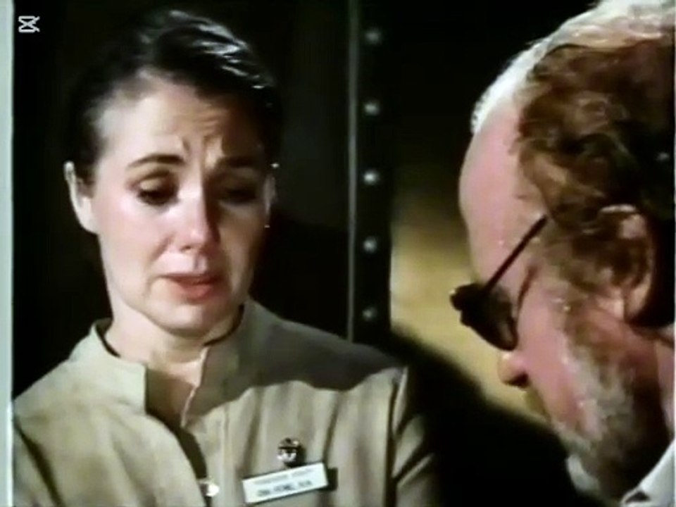 beyond the Poseidon adventure (1979) TV version - 39