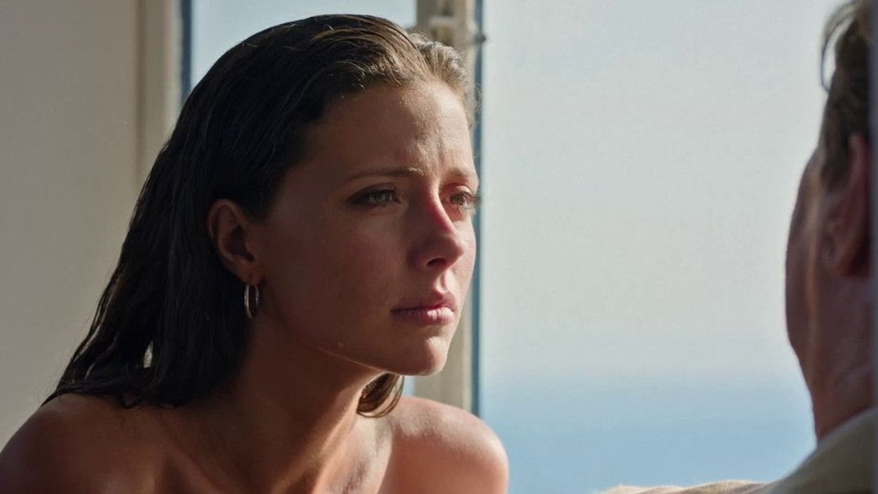 Parthenope Trailer DF