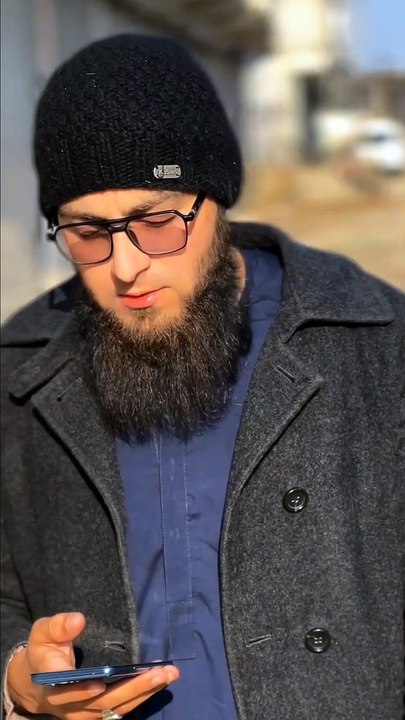Surah yusuf hamen sikhati hai