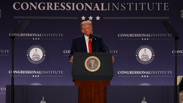 DeepSeek, l'intelligence artificielle chinoise, doit être un « avertissement » pour les États-Unis selon Trump
