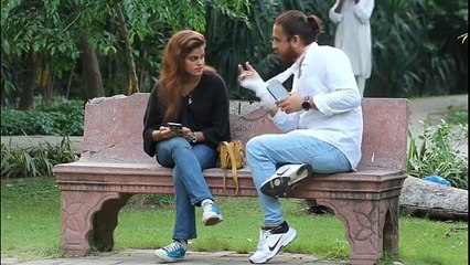 Treasure Box Prank On Cute Girl 😆 😂 _ Epic Reactions _ 😂😜 @nonscriptedpranks