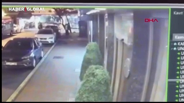 İstanbul'da iş insanı sokak ortasında fidye için kaçırıldı! Polis operasyonuyla kurtarıldı