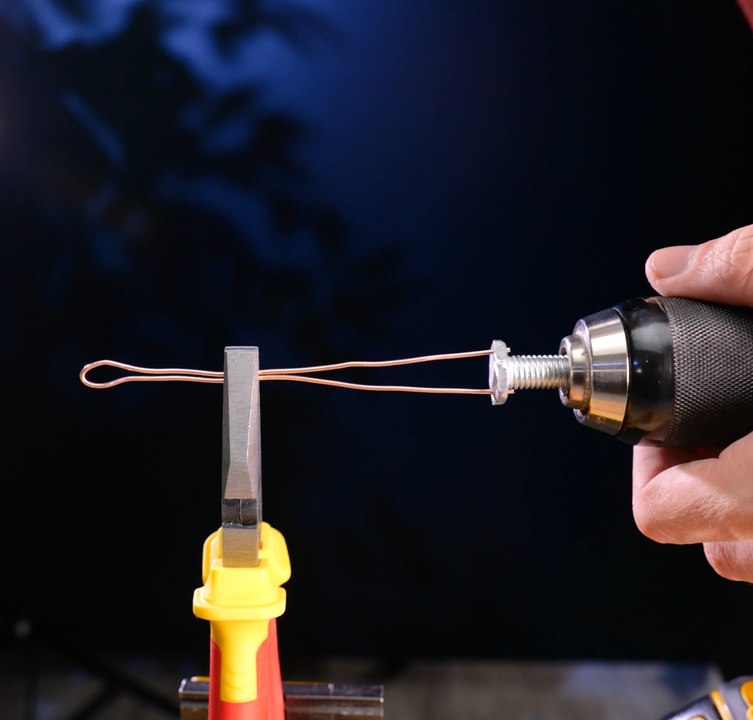 Conseils de réparation FAIT MAISON pour une remise en état rapide de la MAISON !