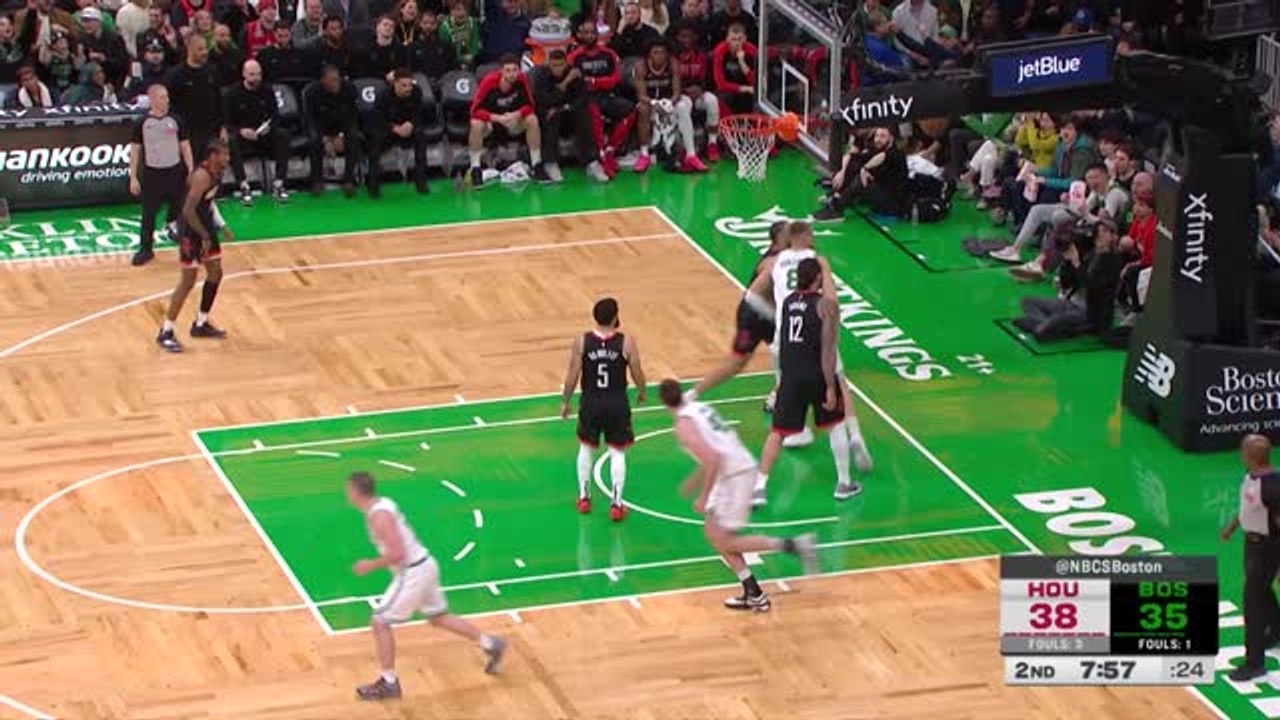 Porzingis self-made-oop sends TD Garden into raptures