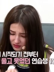 Seeing Nancy cry makes me tear up 😭 Momoland