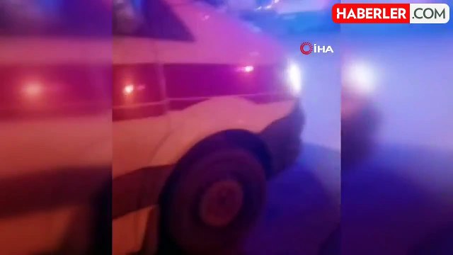 Ataşehir'de İETT Otobüsüne Çarpan Araçta Kaza: 1 Ölü, 2 Yaralı