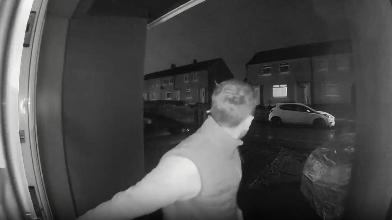 Strong winds of Storm Éowyn greet kindhearted man in SMACK-tacular fashion