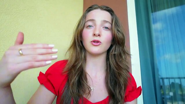 Selena Gomez BREAKS DOWN Over ICE Deportations