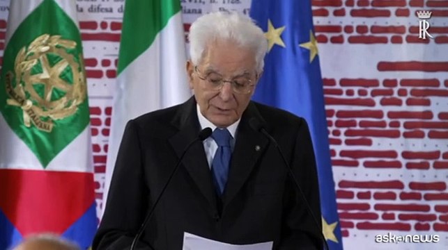 Mattarella: Inaccettabili gli insulti razzisti alla senatrice Segre