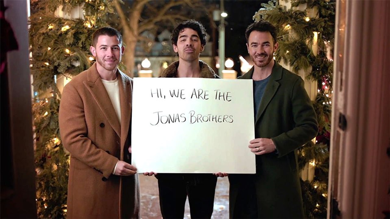 Jonas Brothers Christmas Movie Teaser OV