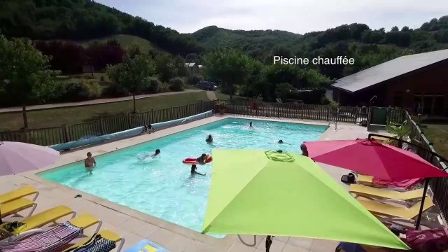 Village de Gîtes La Cascade à Sainte-Eulalie d'Olt - Aveyron