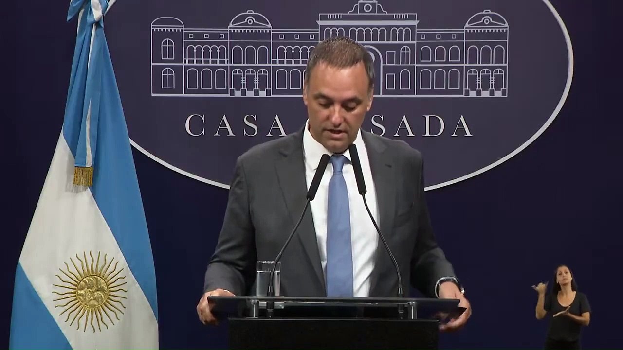 Adorni anunció que Santiago Castro Videla reemplazará a Rodolfo Barra como Procurador del Tesoro