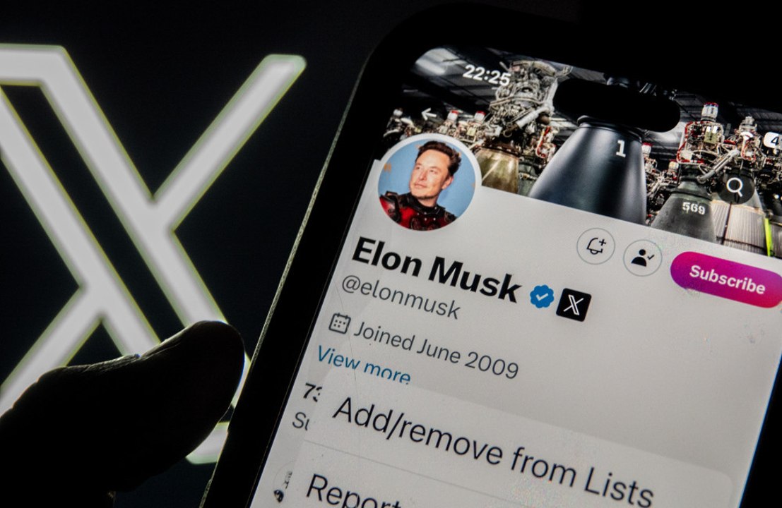 Elon Musk 'tells X staff that the platform is barely breaking even'