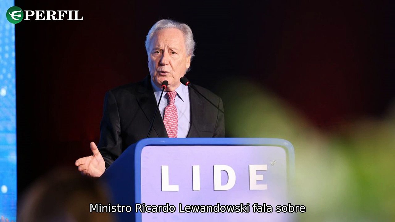 "Brasileiros deportados, ataque hacker e endividados: Notícias quentes abalam o mercado internacional"