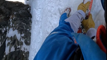 'Rescue of the Day!' - Man shares the cool moment he flawlessly caught 'runaway' skis