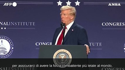 Usa, Trump firma ordine contro 'l'estremismo di genere' nell'esercito