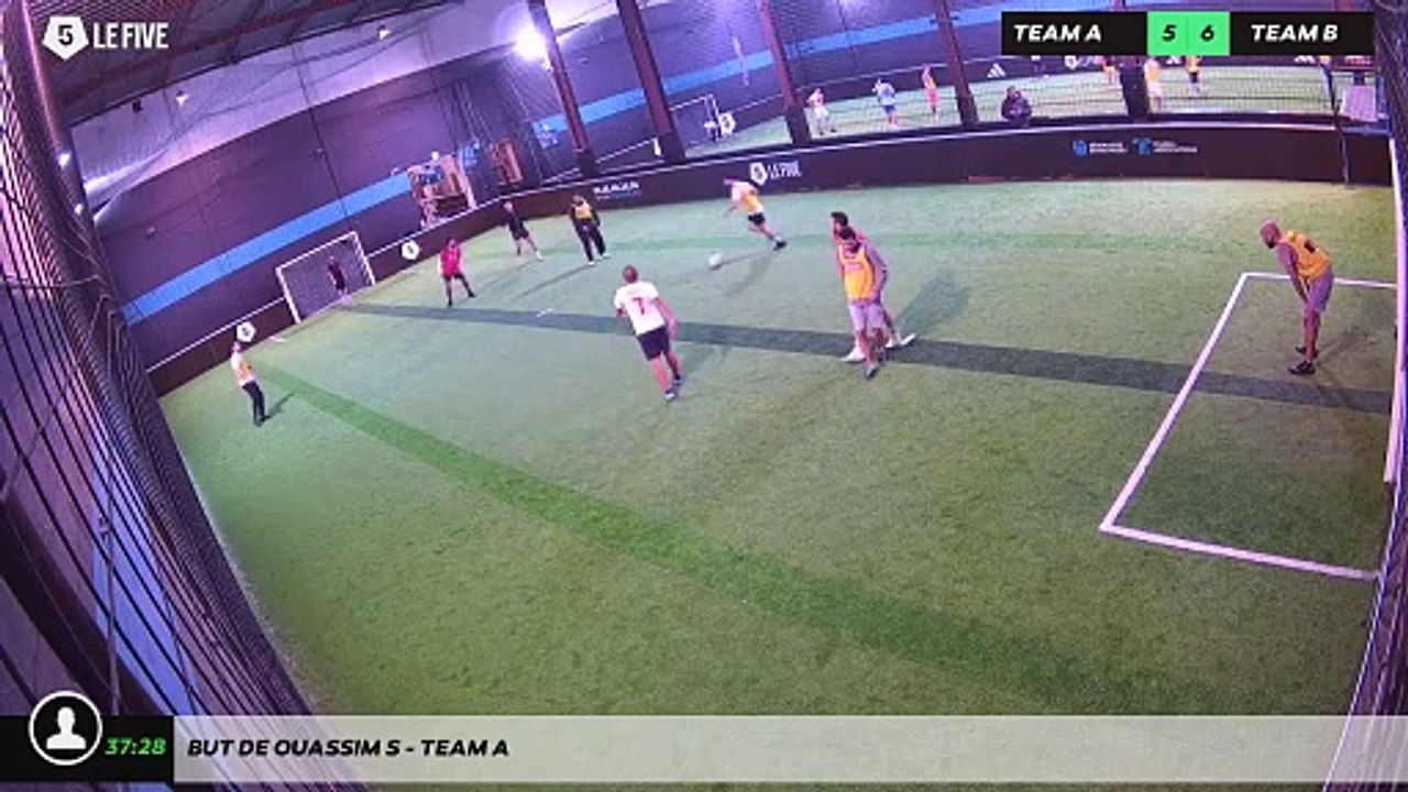 But de Ouassim S - Team A
