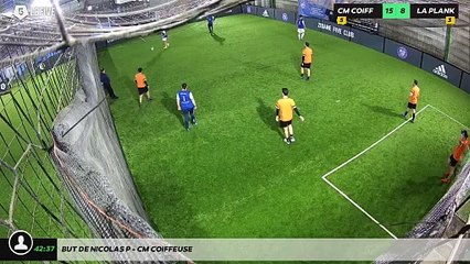 But de Nicolas P - Cm Coiffeuse