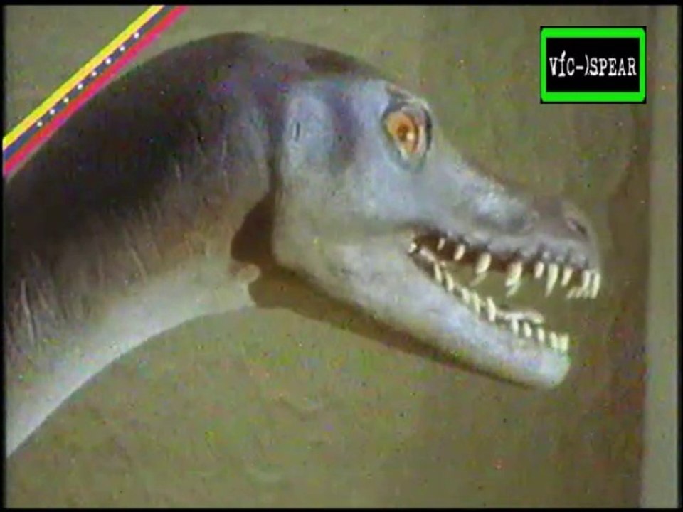 Horizonte Cientificos: Dinosaurios en el jardín - Documental (1998) Español Latino
