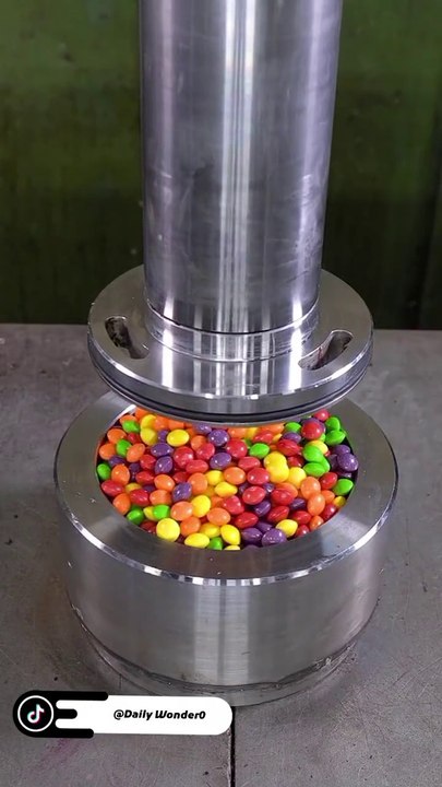 TOP 5 ITEMS UNDER HYDRAULI PRESS *Compilation*