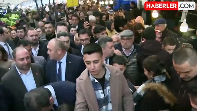 Yaşlı kadından İmamoğlu'na uyarı: Dikkatli konuş içeriye atılma