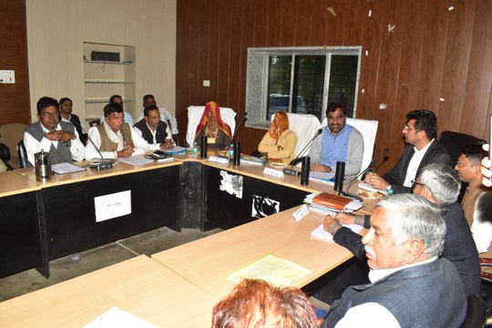 नागौर पंचायत समिति की बैठक में पहुंचे सांसद हनुमान बेनीवाल