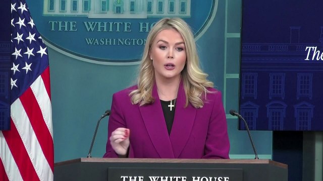 27살 최연소 백악관 대변인 데뷔...1인 미디어에 출입 개방 / YTN