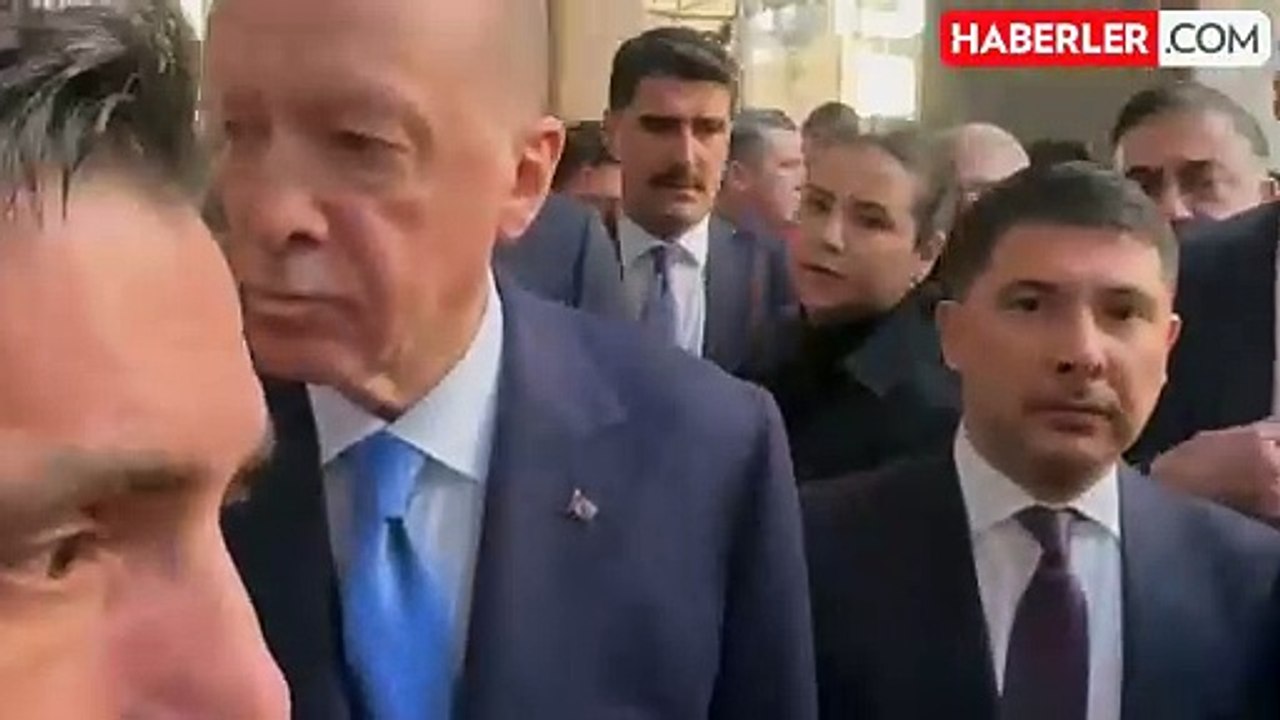 Cumhurbaşkanı Erdoğan, Bakan Ersoy ile ilgili soruyu yanıtsız bıraktı