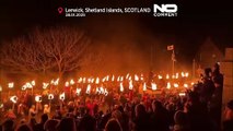 Up Helly Aa: Feurige Feier des nordischen Erbes auf den Shetlandinseln