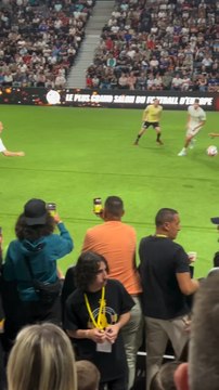 Mehdi Amri, champion du monde du petit pont, est une figure incontournable du monde du foot freestyle ! Il a participé à l’épopée du Maroc lors de la dernière édition de la Kings League, en compagnie d’autres créateurs de contenu.