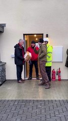 Deputy First Minister, Huw Irranca-Davies, visits development of new homes at Maes Deudraeth in Penrhyndeudraeth