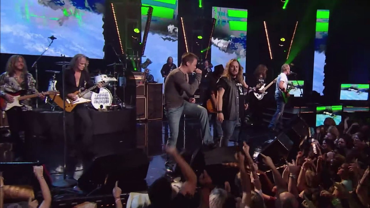 Lynyrd Skynyrd feat. 3 Doors Down - Kryptonite