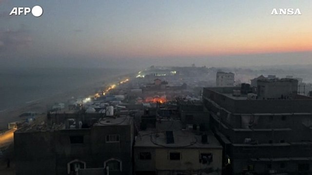 Gaza, iniziato il rientro degli sfollati palestinesi verso nord