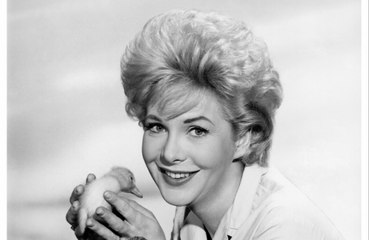 ハリウッド黄金期の女優ジャン・シェパードが死去、享年96歳