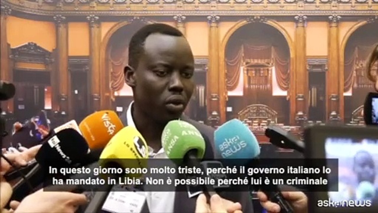 Una delle vittime di Almasri: mi ha torturato in prigione coi bastoni