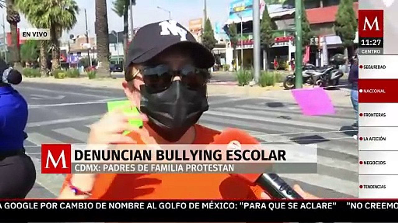 Padres de familia bloquean avenida Eduardo Molina, CdMx, por bullying hacia sus hijos