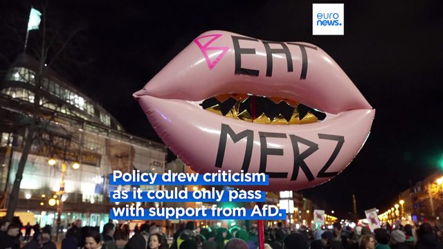 Hundreds protests in Germany against stricter migration policy backed by far-right