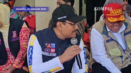 Mensos Gus Ipul Tinjau Pengungsi Terdampak Banjir di Cilincing, Jakarta Utara