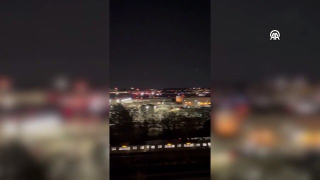 ABD'de uçak ile askeri helikopter havada çarpıştı