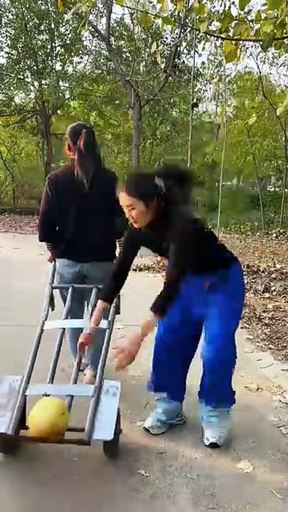 Funny gril video