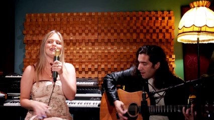 'In My Room' With Amalia